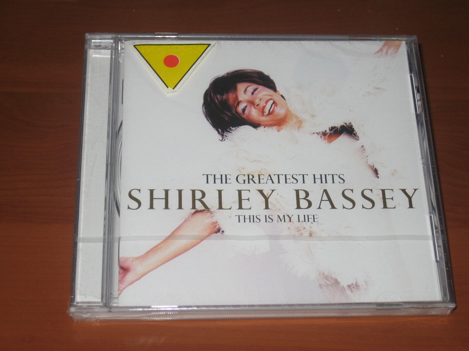 The Greatest Hits: This Is My Life  Shirley Bassey (2001)