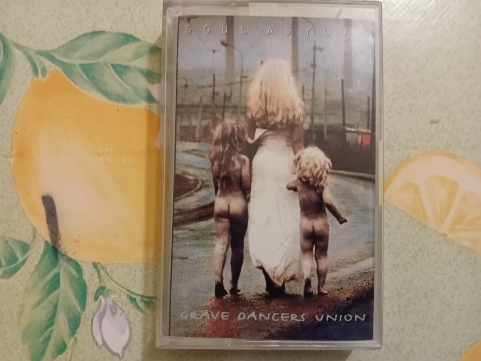 SOUL ASYLUM - GRAVE DANCERS UNION - MC K7 EU 1992 - NEW FROM STORE!