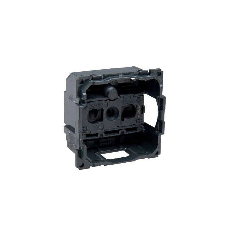 Legrand 067110 - Presa di Corrente Standard Francese Céliane 16A 250V 2P