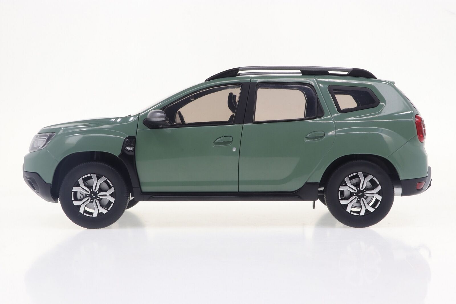 SOLIDO - DACIA Duster PH.3 2023 vert - 1/18 - SOL1804609