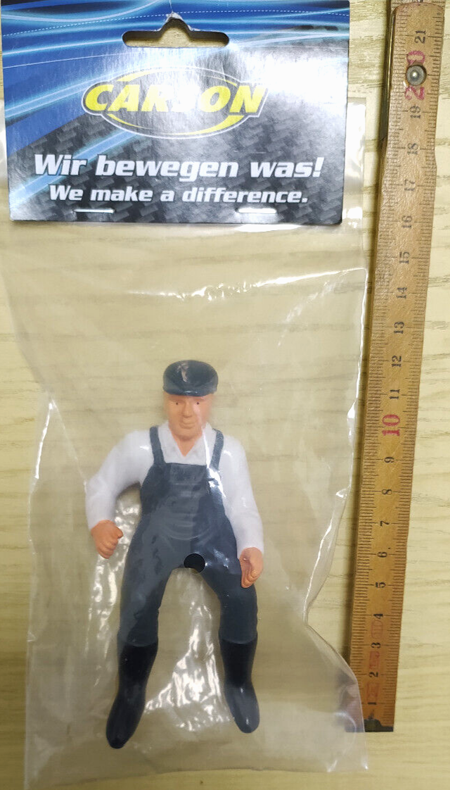 CARSON 1:14 FIGURA SEDUTA  "ROBERT"  11,5 cm  ART 500907186