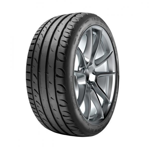 PNEUMATICI GOMME ESTIVE TAURUS UHP 235/45 R17 94 W