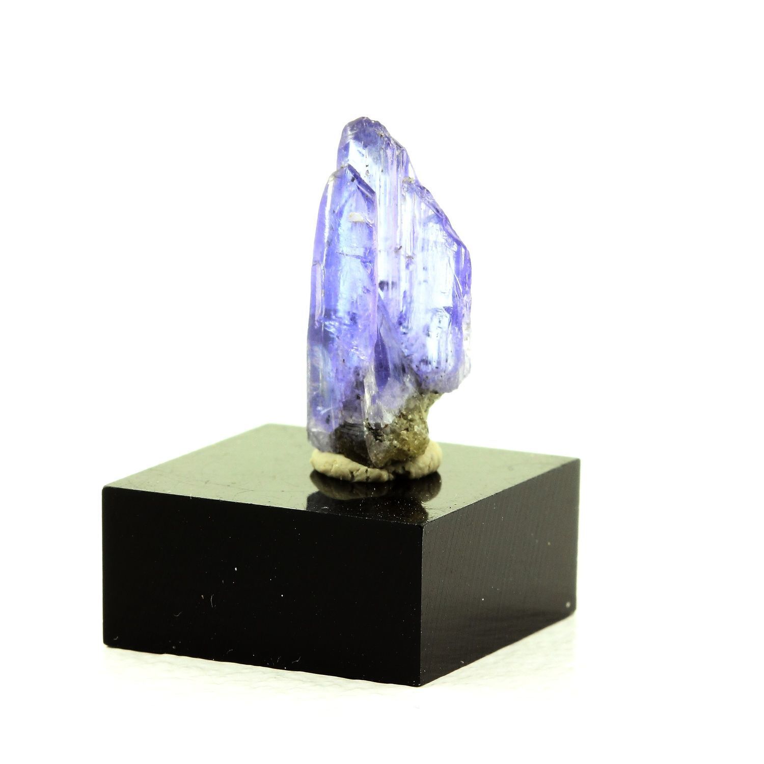 Tanzanite. 7.10 Ct. Tanzanite Hills, Lelatema MTS, Tanzania