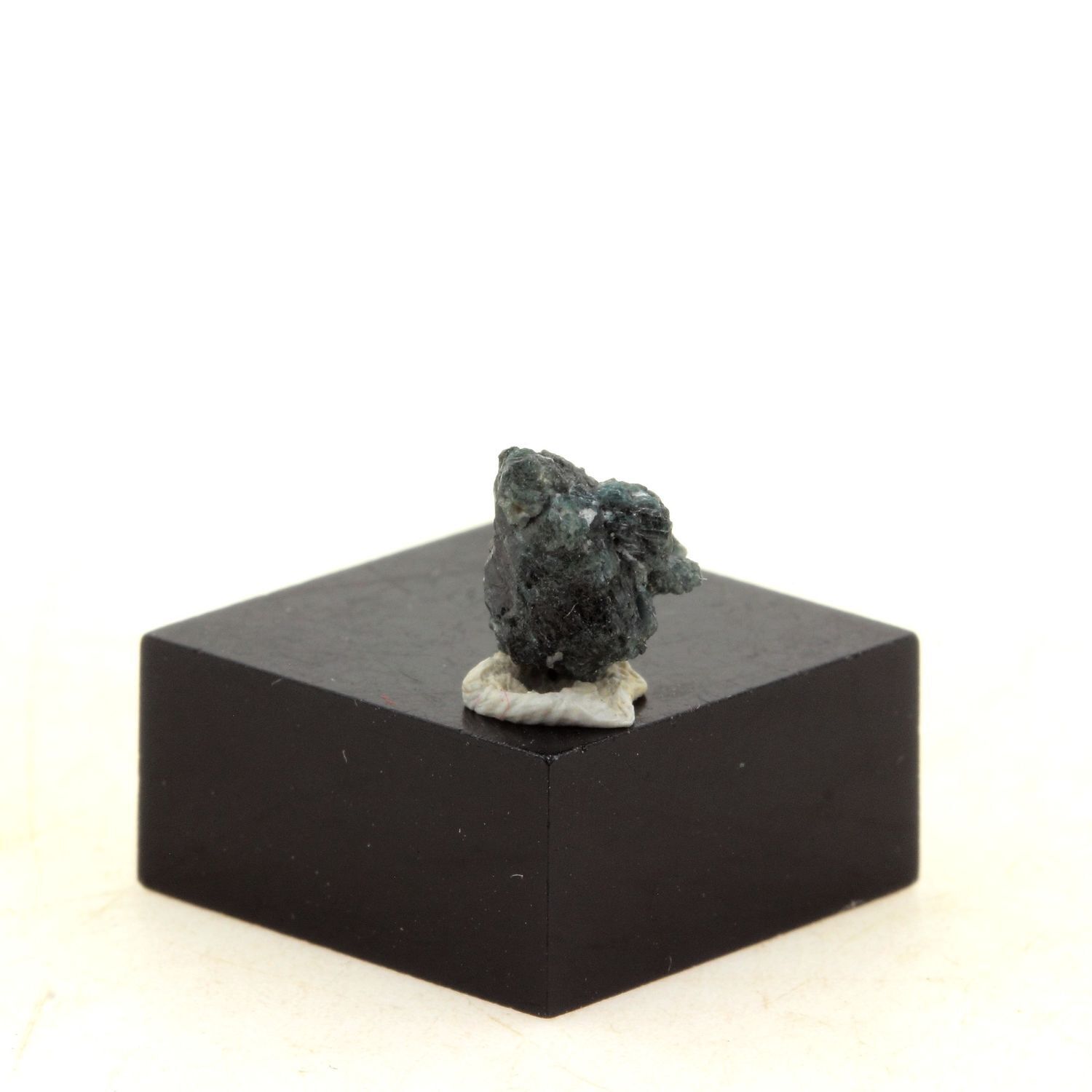 Alexandrite. 2.73 Ct. Lake Manyara, Arusha Region, Tanzania
