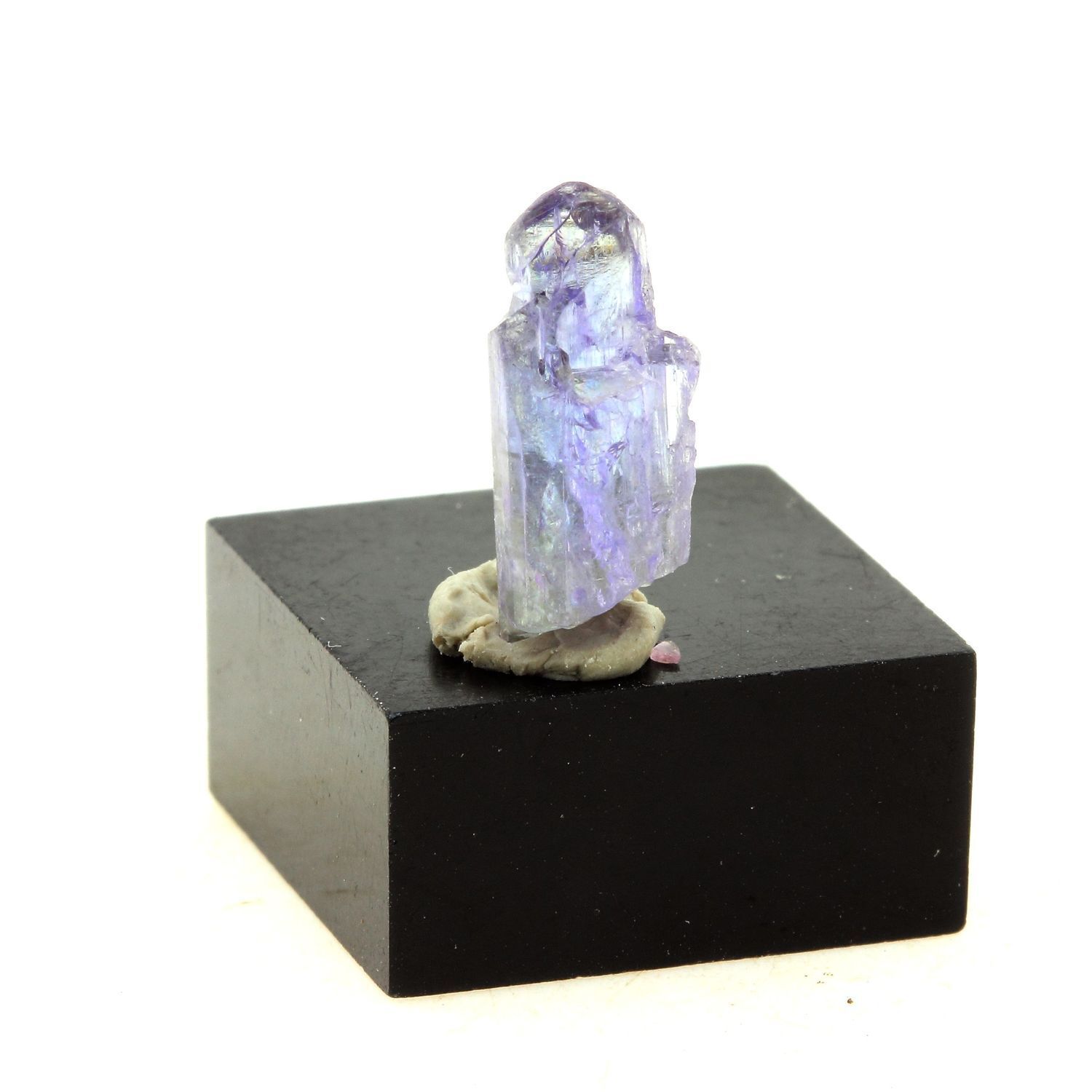 Tanzanite. 3.85 Ct. Tanzanite Hills, Lelatema MTS, Tanzania