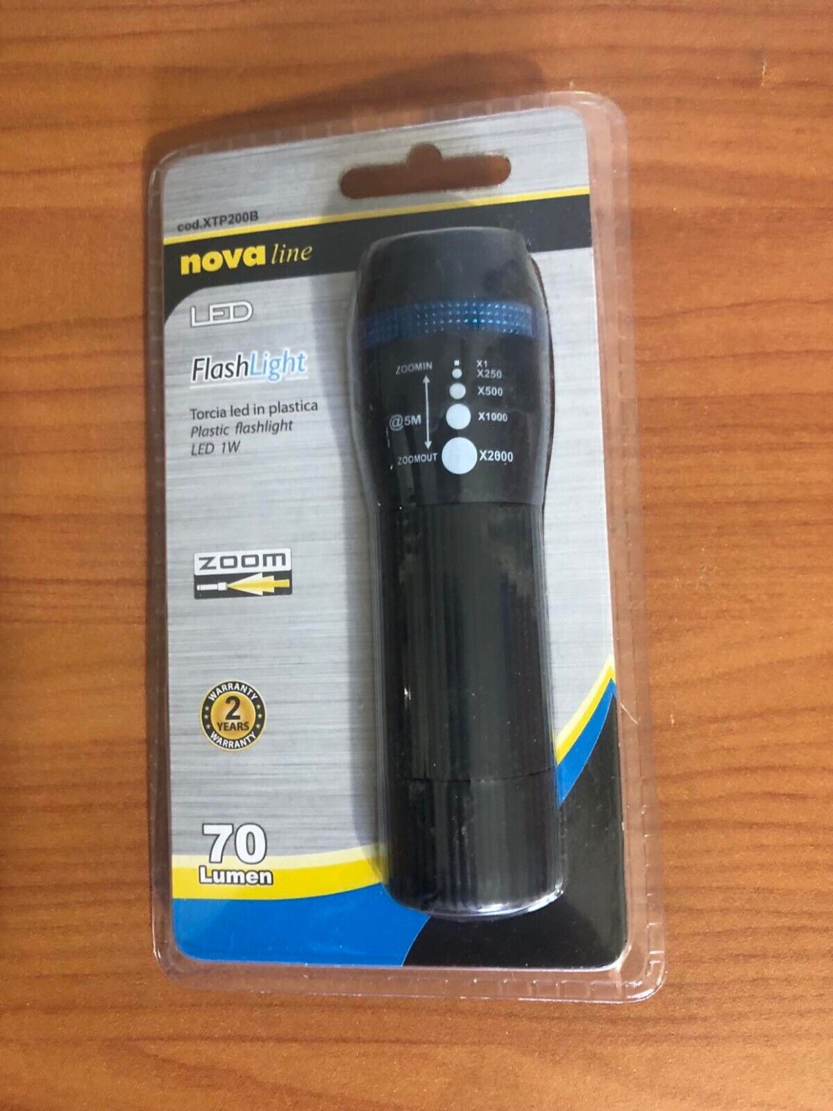 FLASHLIGHT TORCIA LED IN PLASTICA LED 1W ZOOM 70 LUMEN NOVALINE