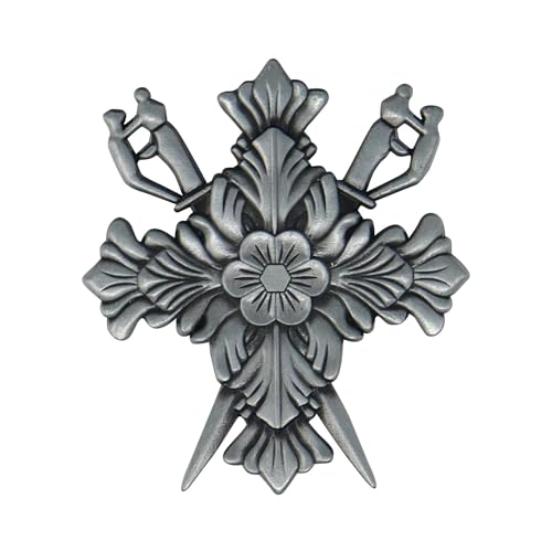 Fanattik Resident Evil Viii Pin Badge House Dimitrescu Limited Edition