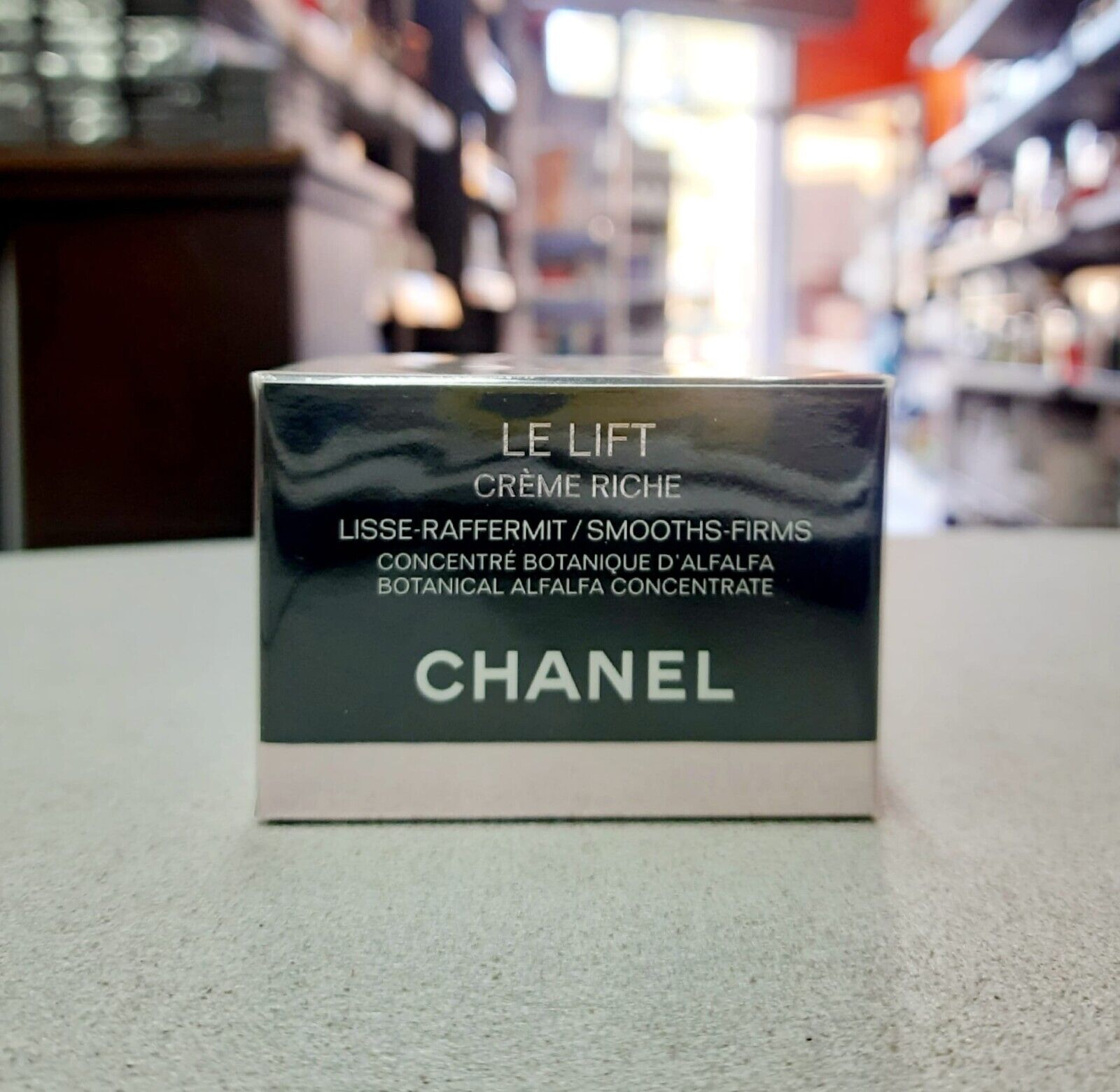CHANEL LE LIFT CREMA RICCA VISO LEVIGANTE E RASSODANTE 50ml