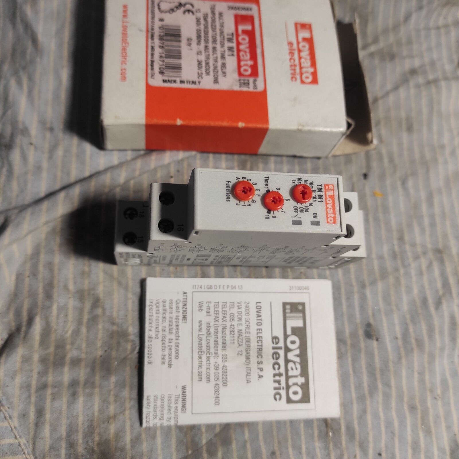 TEMPORIZZATORE RELE' TIMER MULTITENSIONE 12-240V AC / DC 1  LOVATO TMM1