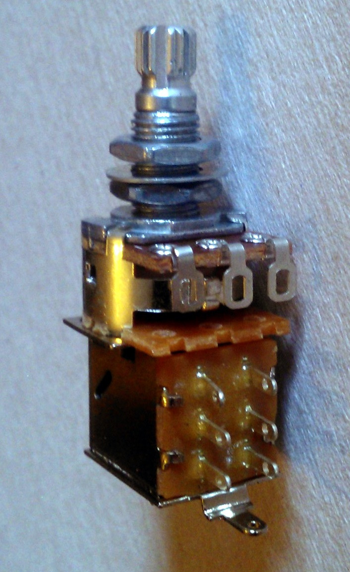 POTENZIOMETRO 500 KOHM PUSH-PULL A500K LOGARITMICO PER CHITARRE ELETTRICHE