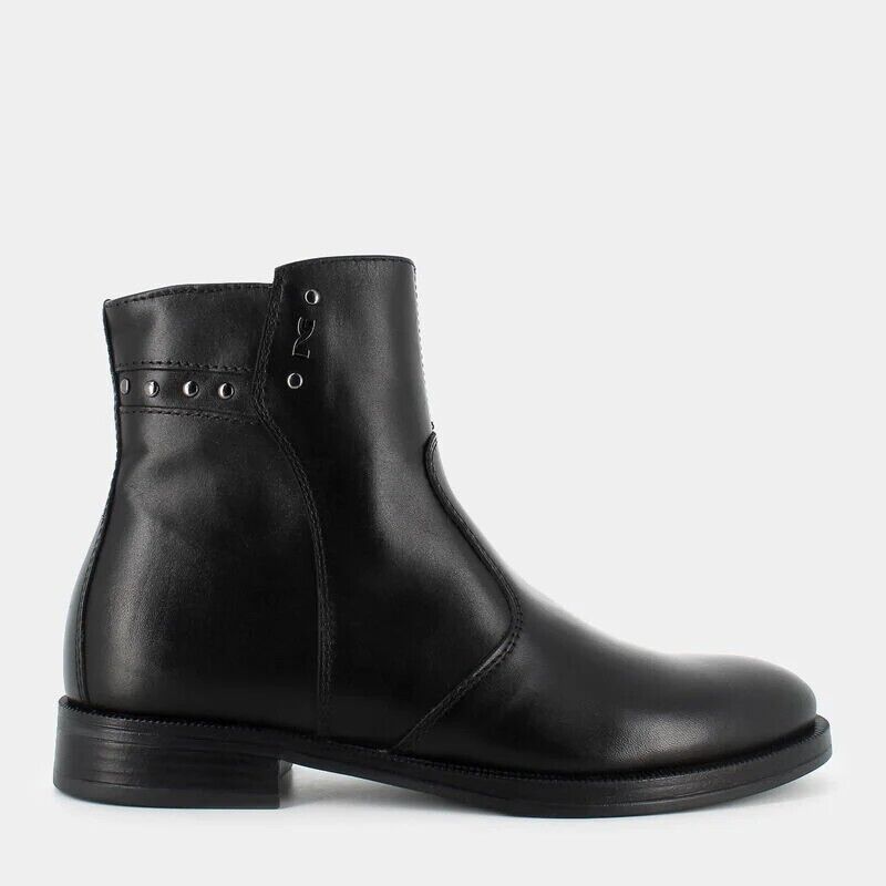 Nero Giardini numero 40. Tronchetti in pelle Nero. I411262D