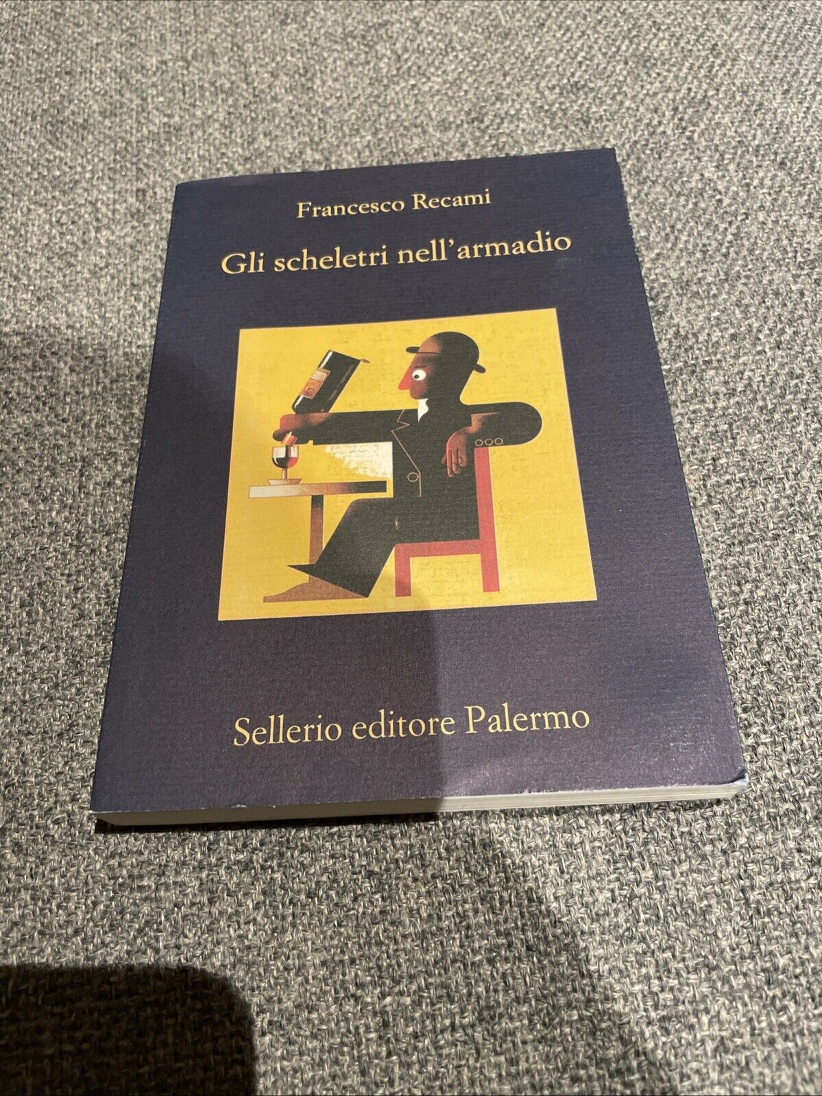 Gli Scheletri Nell'Armadio Sellerio editore Palermo Recami Francesco