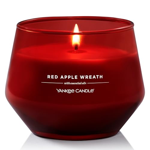 Yankee Candle Studio Candele Profumate | Candela Media Red Apple Wreath |Lunga Durata: 35-50 Ore| Elegante Design In Vetro Con Cera Rossa| Regalo Per
