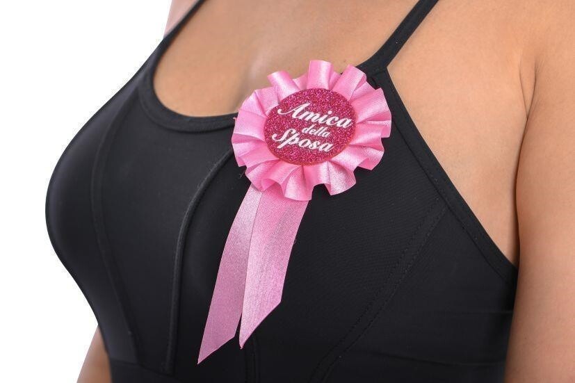 Carnival Toys: 6689: 6 Coccarde Amica Della Sposa -