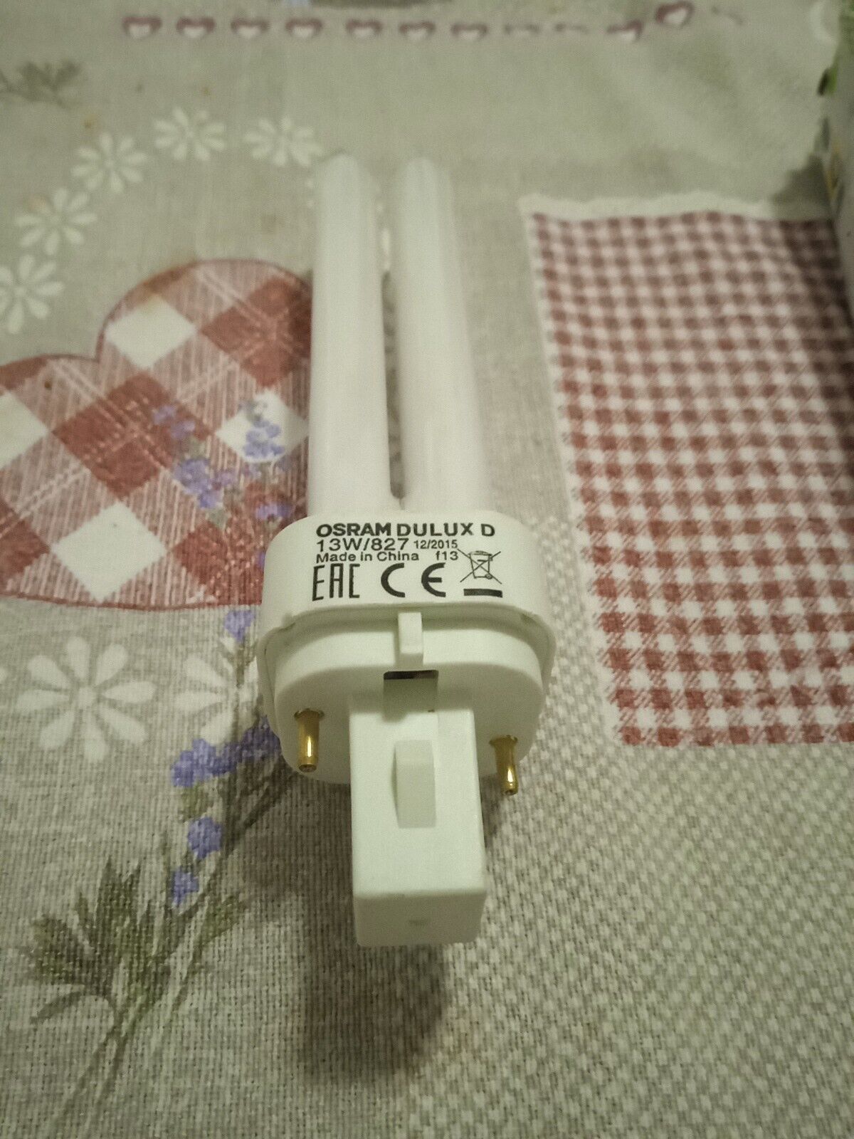 OSRAM DULUX D 13W/827 G24d-1 900 Lumen