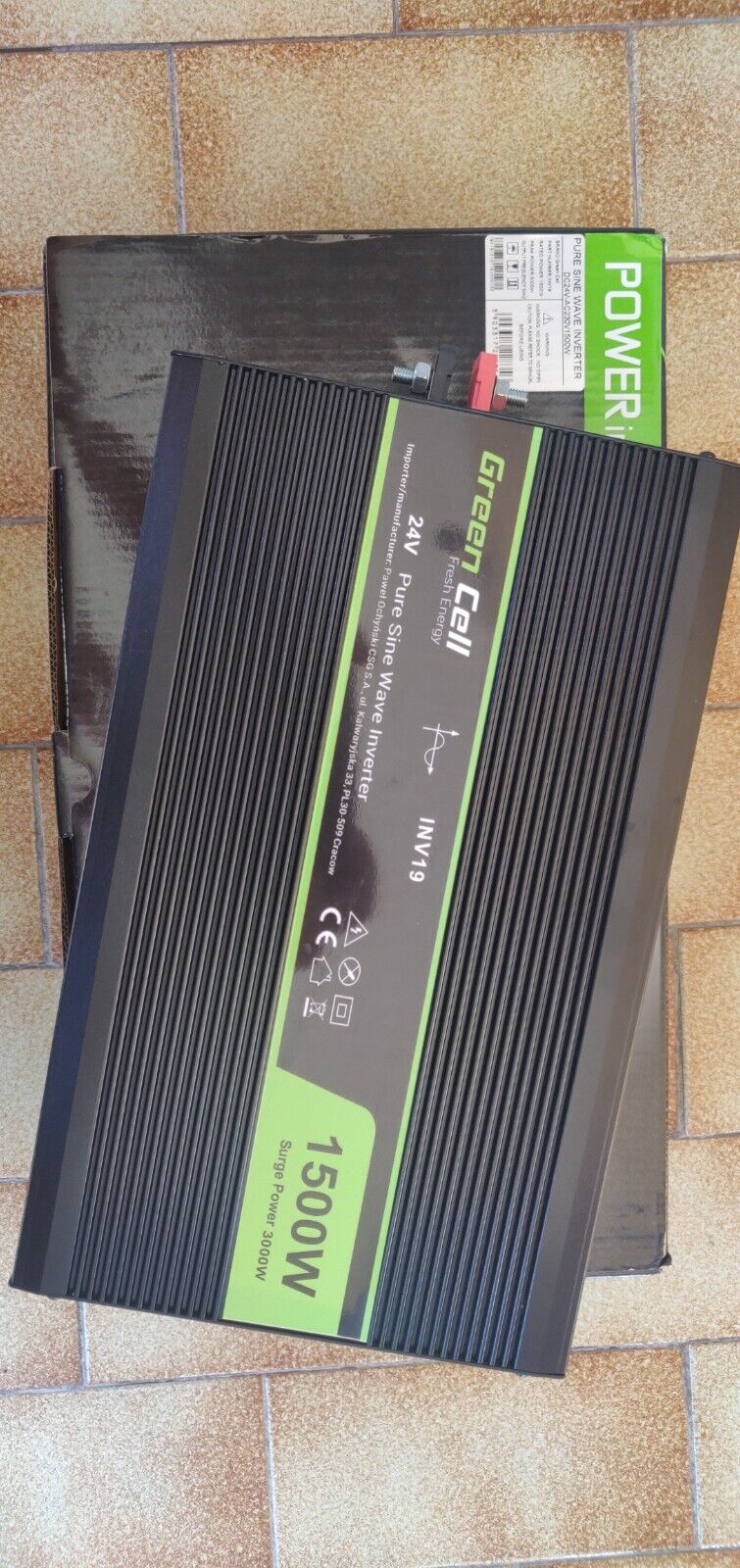 INVERTER ONDA PURA GREEN CELL DA 24v c.c.. A 230v c.a. 1500W continui