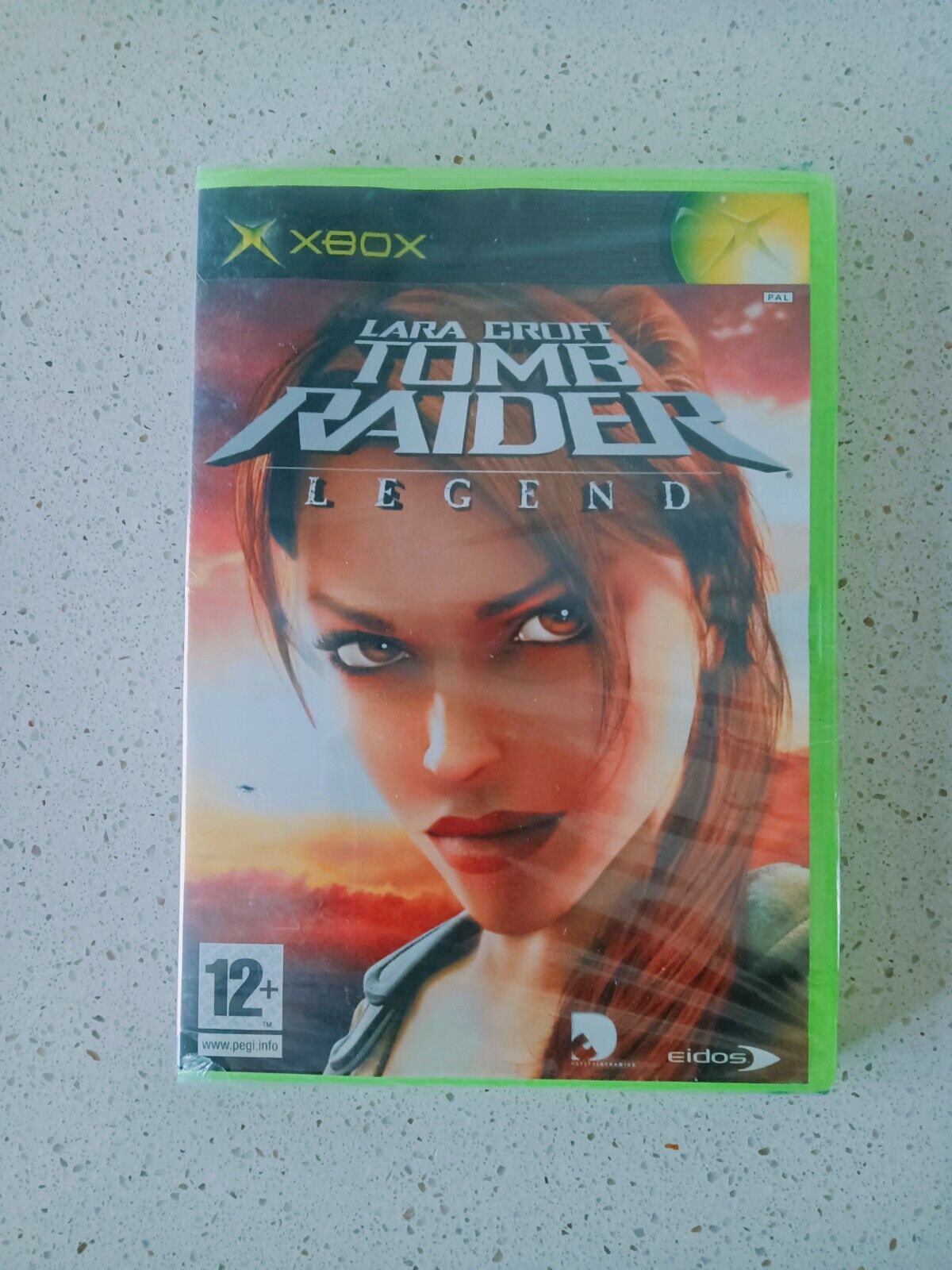 LARA CROFT TOMB RAIDER LEGEND  XBOX GIOCO NUOVO SIGILLATO  PAL