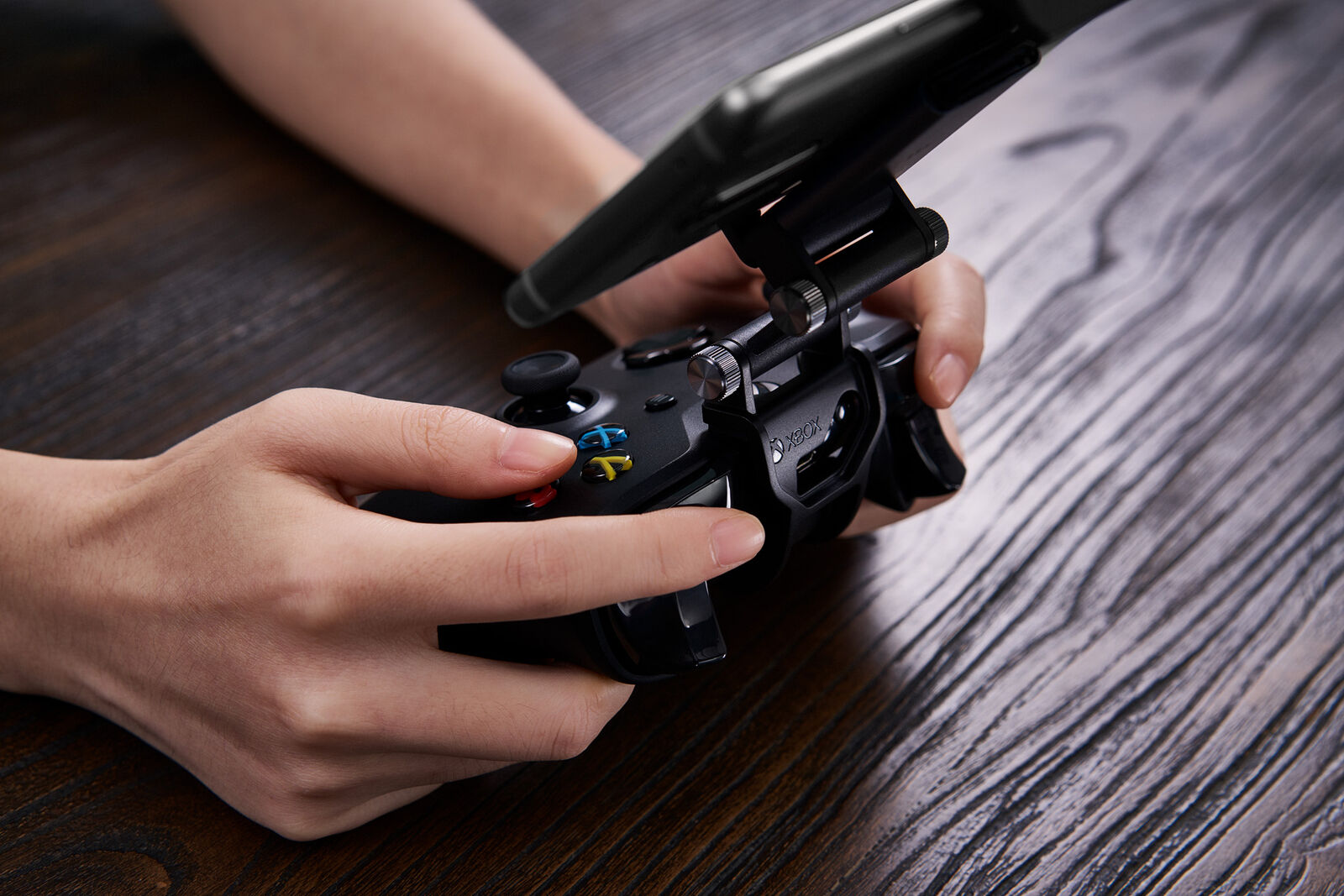 Mobile Gaming Clip pour Manettes Xbox One Neuf
