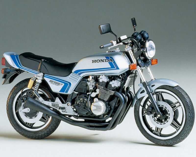 Tamiya 14066 Honda CB750F Custom Tuned 1:12 modellismo