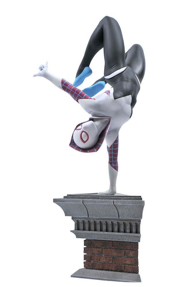 *PREORDER* Marvel Comics Gallery: SPIDER-GWEN by Diamond Select
