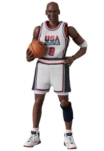 Medicom Toy MAFEX Michael Jordan 1992 Team USA