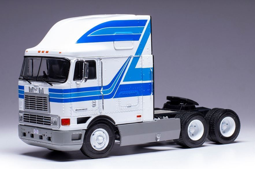 IXOMODELS, INTERNATIONAL Eagle Cabover 6x4 1995 Bianco e Blu, 1/43,  IXOTR190.22
