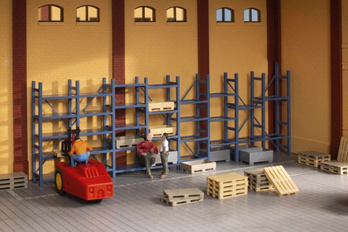 41660 Auhagen scaffalature e pallet resistenti HO scala 1:87