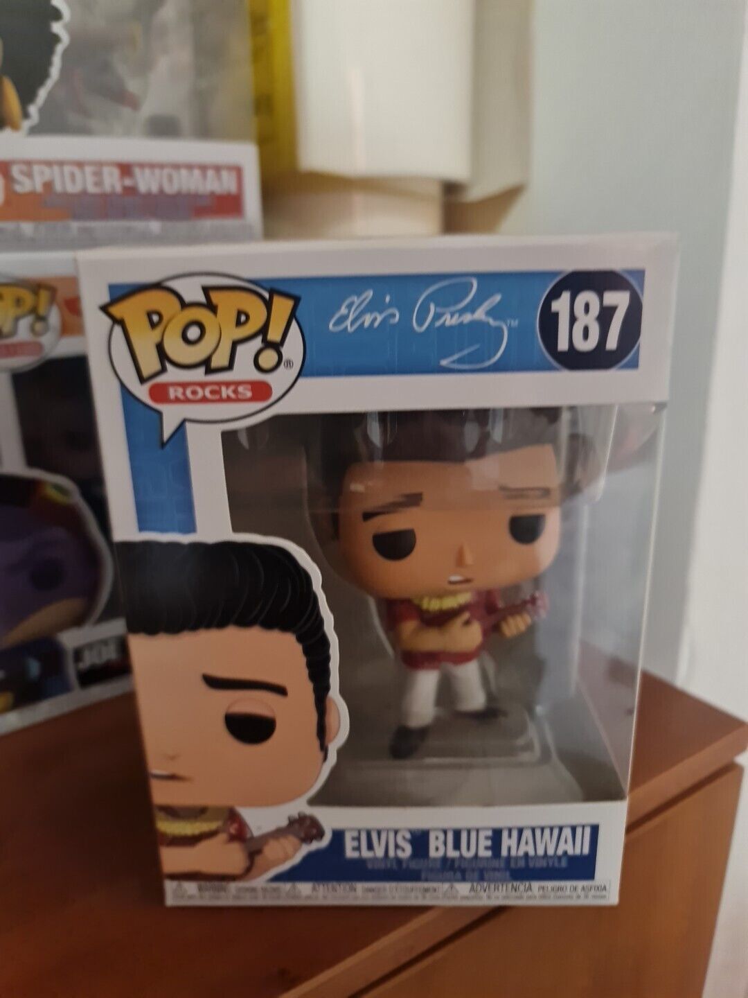 Funko Pop! Rocks: Elvis Blue Hawaii. Elvis Presley n. 187. Action Figure cm 1...