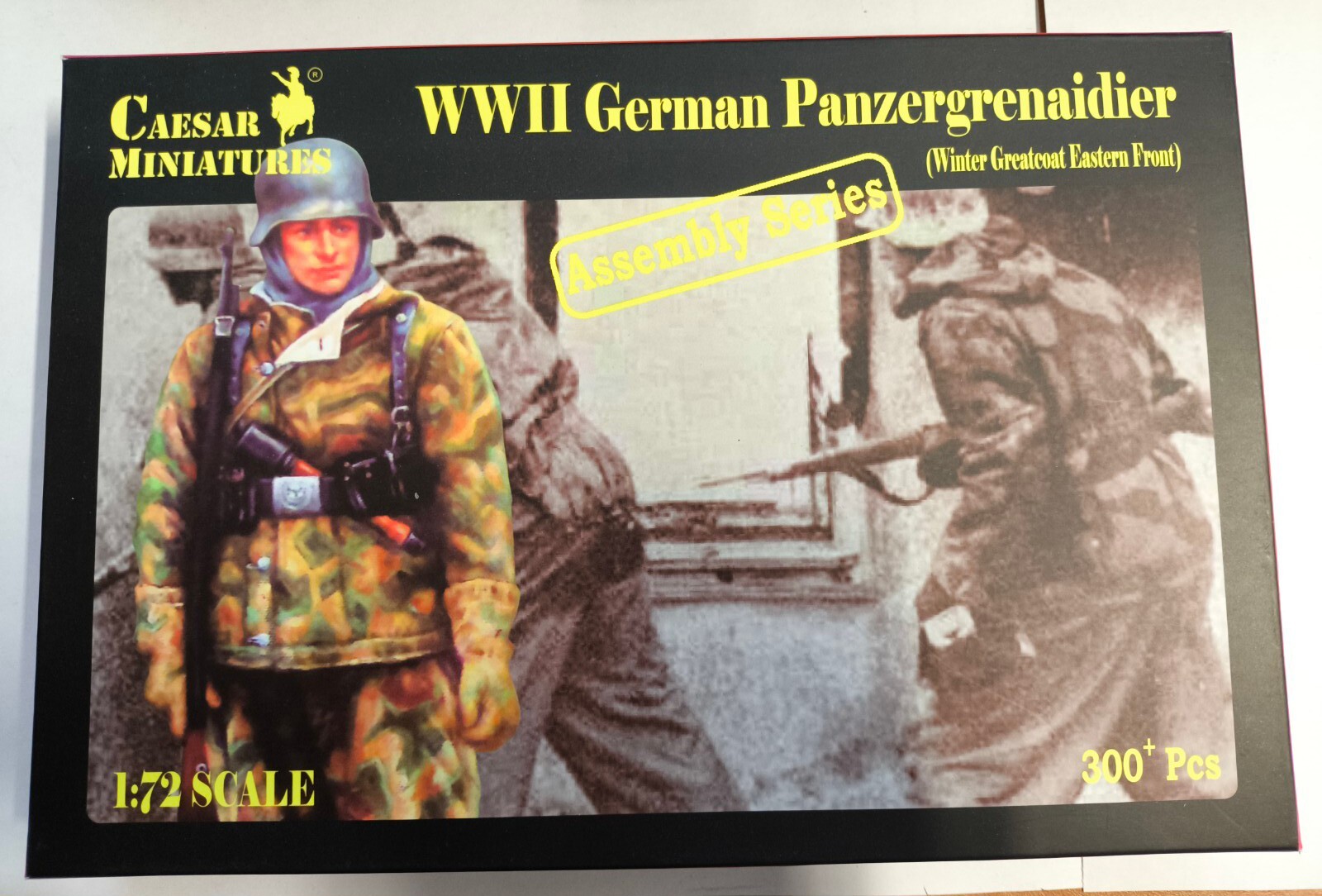 CAESAR MINIATURES 1/72 - set7714 WWII German Panzergrenaidier (Winter Greatcoat