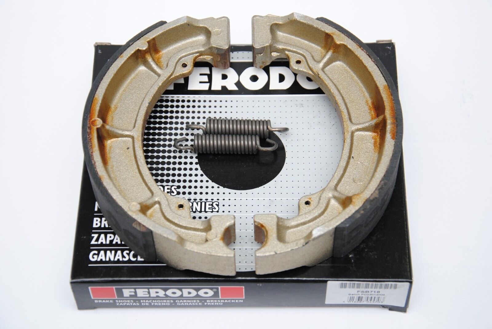 Ganasce Freno Posteriori KAWASAKI GPZ 305 B2 - B3 dal 1983 al 1996 FERODO FSB718