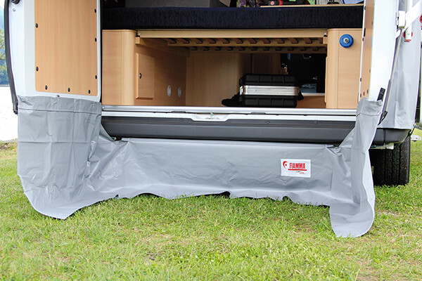 PROTEZIONE ANTIVENTO REAR SKIRTING DUCATO 06469-01-
