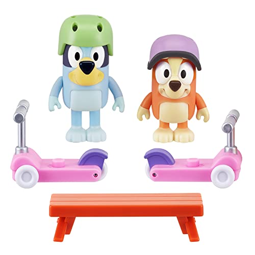 Bluey Scooter Fun Play Set: Bluey And Bingo Articulated 6Cm Action Figures With 2 Scooters, 2 Helmets And Bench Official Collectable Toy