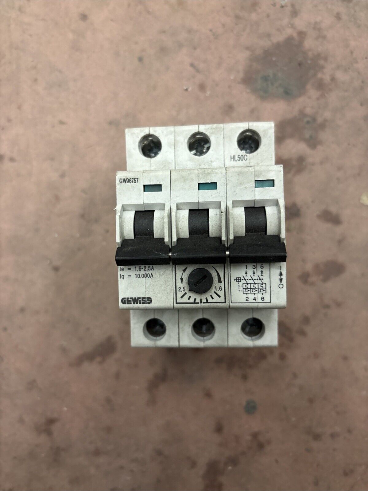 Gewiss salvamotore regolazione rele' termico 1,6a-2,5a 3 moduli gw96757 accessor