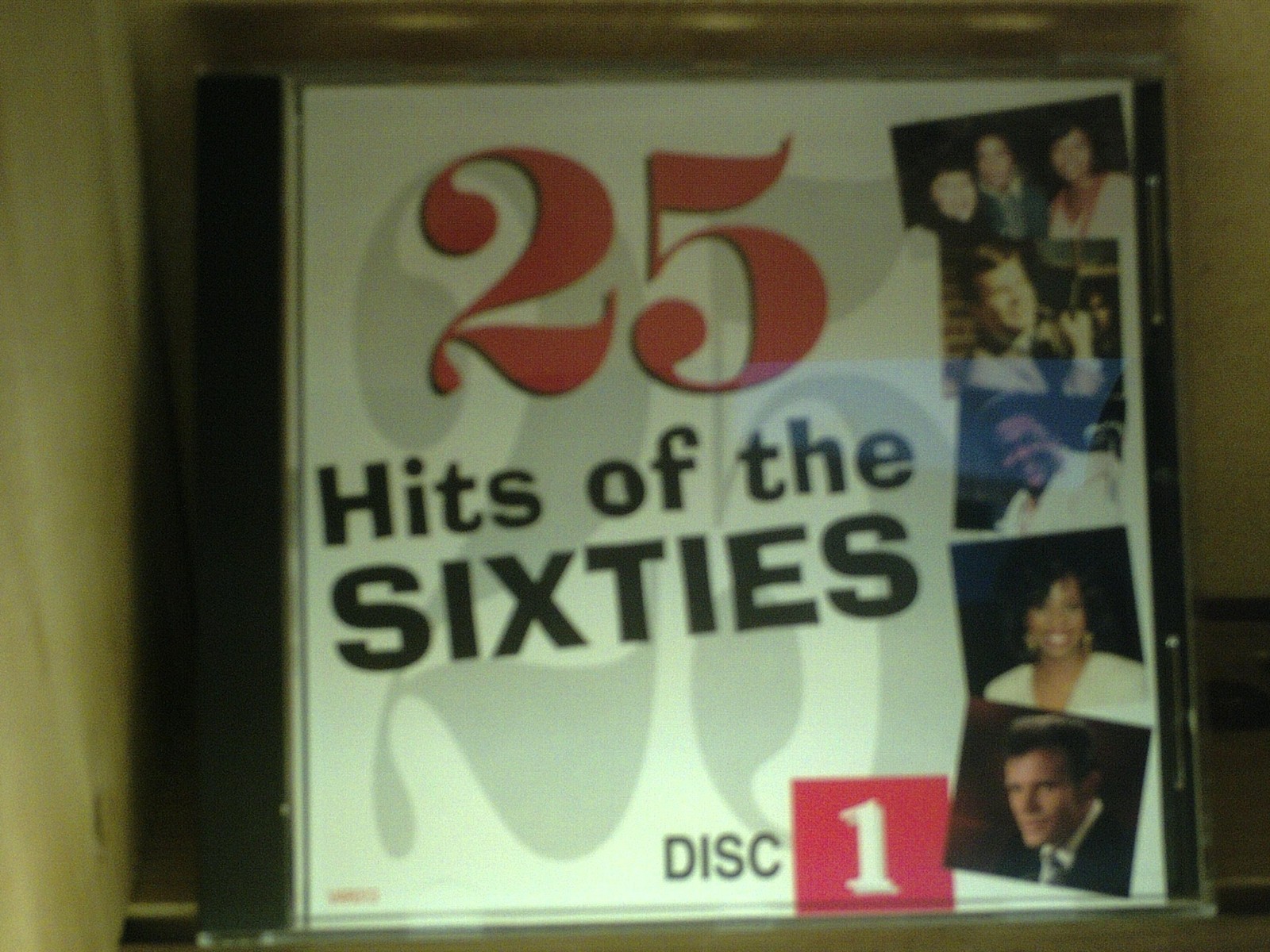 25 HITS OF THE SIXTIES. V 25 HITS OF THE SIXTIES. VOLUME 1. SCARCE CD. VAR0 (CD)
