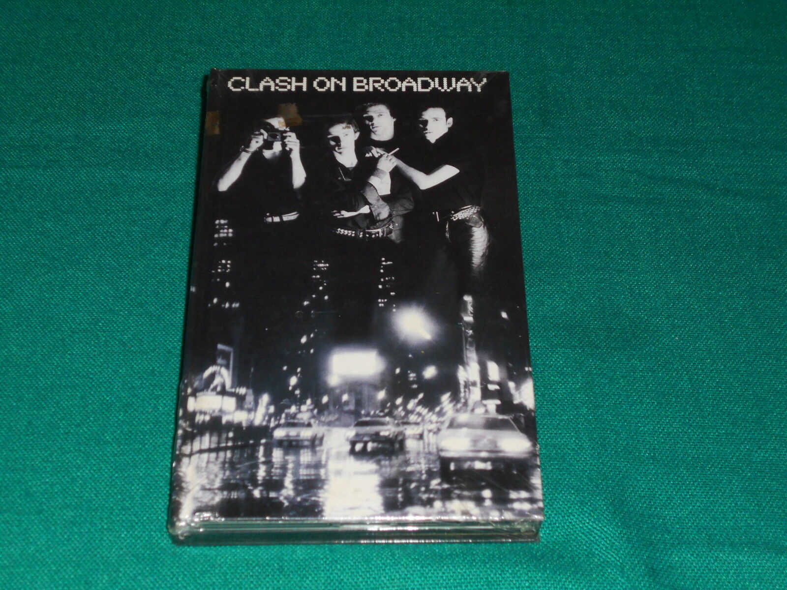 The Clash ‎– Clash On Broadway