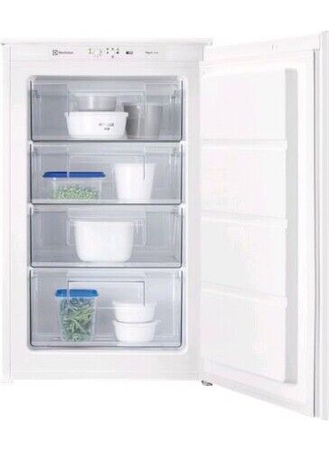 Electrolux Congelatore Verticale a Cassetti Incasso 98 Lt E 10 kg/24h KUB3AE88S