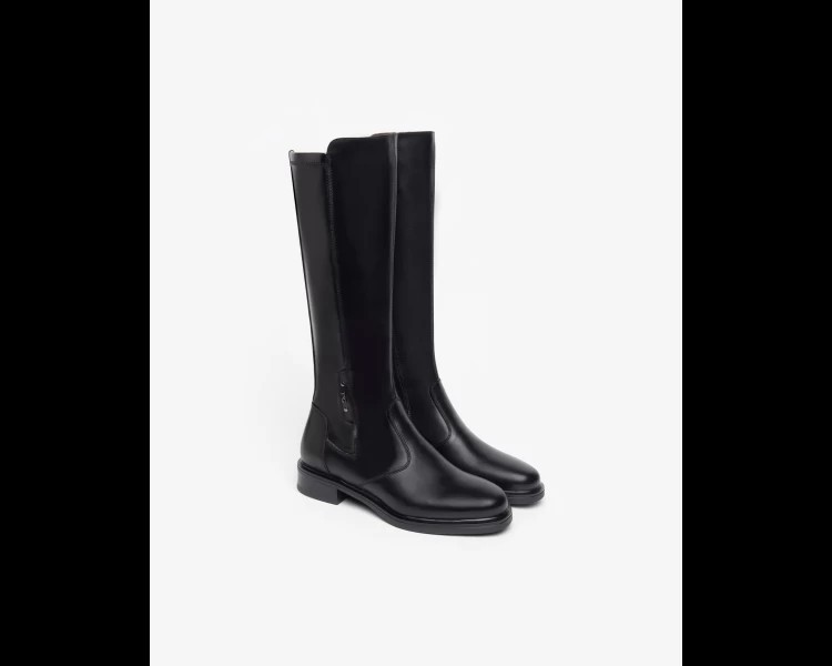 Nero Giardini numero 37. Stivali in Pelle Nero. Tacco 3 cm. I308813D.