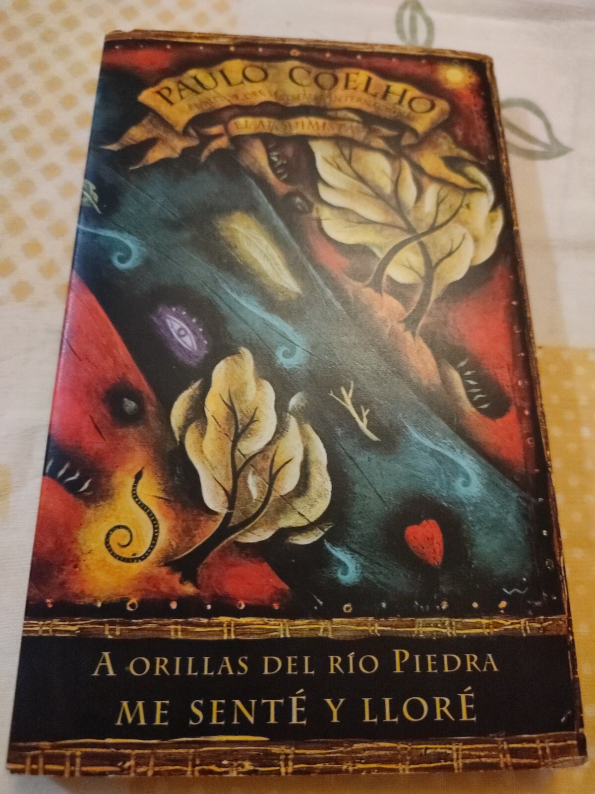 Paulo Coelho Orillas De Rio Piedra Me Sente Y Llore (Tascabile)