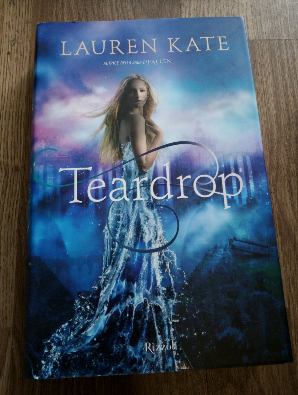Lauren Kate Teardrop Rizzoli