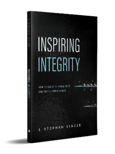 L. Stephan Vincze Inspiring Integrity (Tascabile)