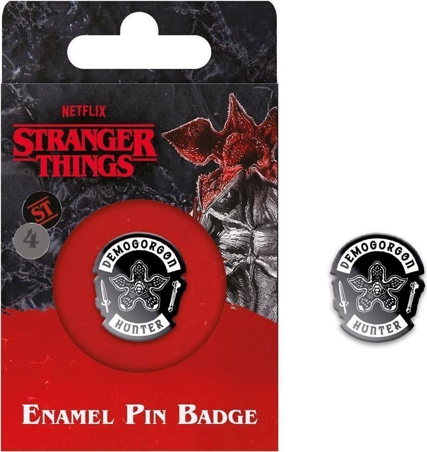 Merchandising Stranger Things: Pyramid - S4 (Demogorgon Hunter) Enamel Pin Badge