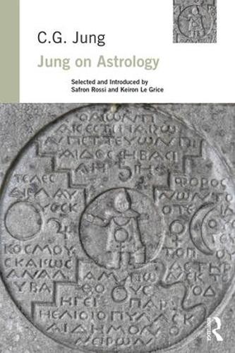 C. G. Jung Jung on Astrology (Tascabile) Jung On