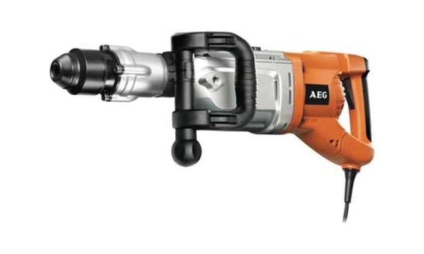 AEG MARTELLO DEMOLITORE 'PM 10E' AEG PM 10E Potente motore da 1600 watt. Energia