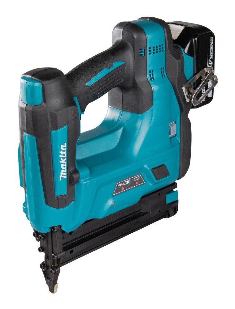 Groppinatrice 50mm 18GA 18V LXT Makita DBN500RTJ