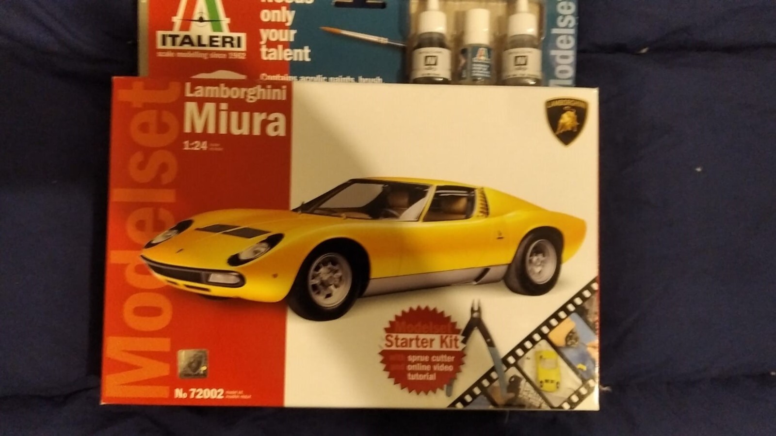 Lamborghini Miura 1:24 Plastic Model Kit ITALERI NUOVO