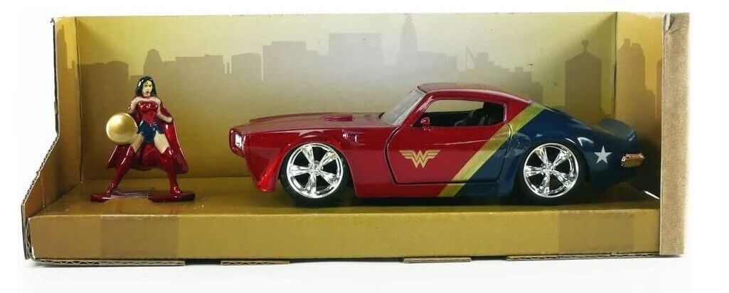JADA TOYS - 1972 PONTIAC Firebird con figura WONDER WOMAN - 1/32 - JAD33089