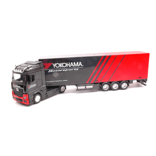 MERCEDES ACTROS GIGASPACE HAULER WITH TRAILER "YOKOHAMA" 1:43 Burago Camion