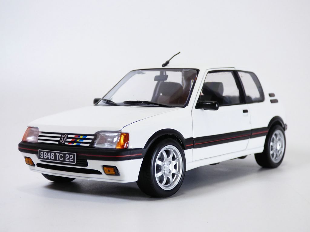 PEUGEOT 205 GTi 1.9l blanc Meije & jantes PTS 1/18