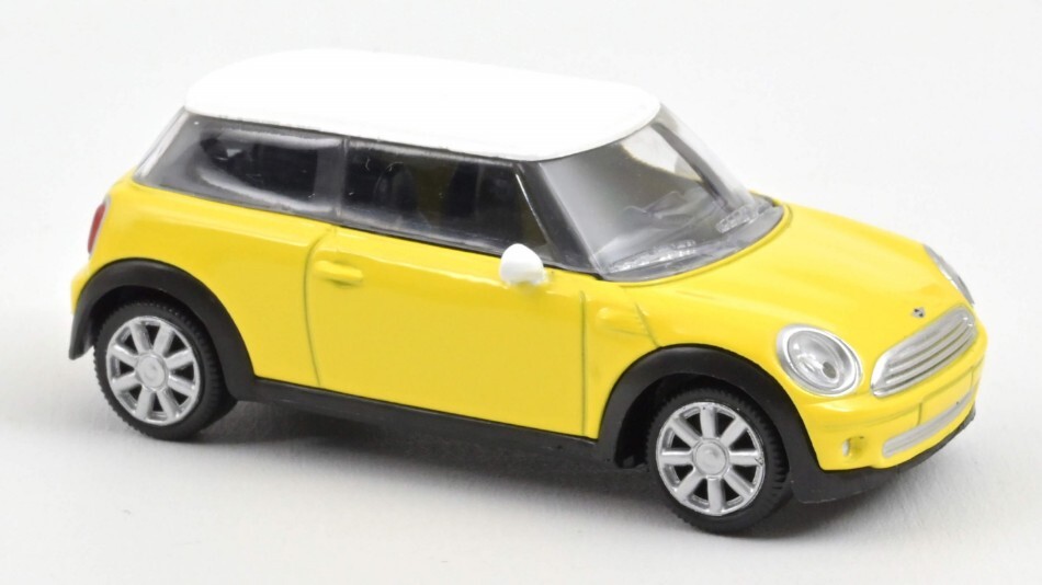 MODELLINO AUTO STATICO NOREV MINI COOPER ONE 2006 GIALLO MODELLISMO SCALA 1:54