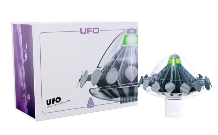 UFO collectible Model replica Limited Edition 2004 PCS Die Cst Jerry Anderson
